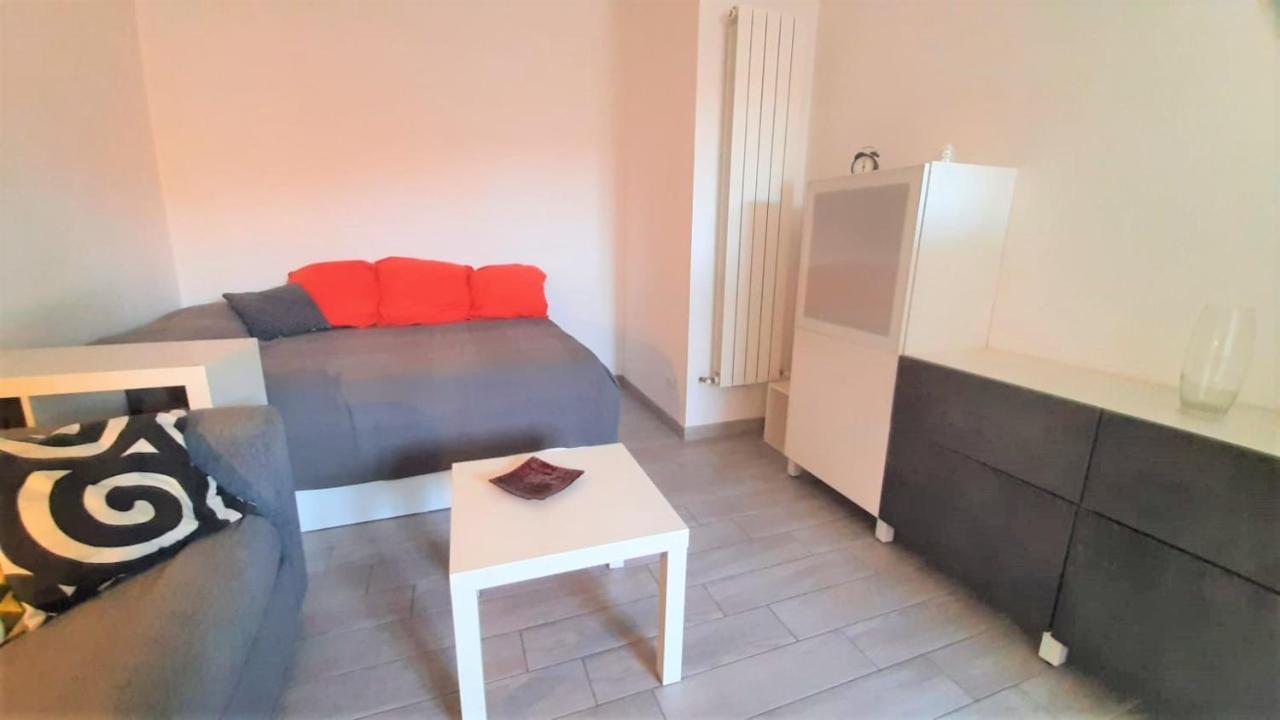 Accomodo Mim23 Monolocale Navigli Daire Milano Dış mekan fotoğraf